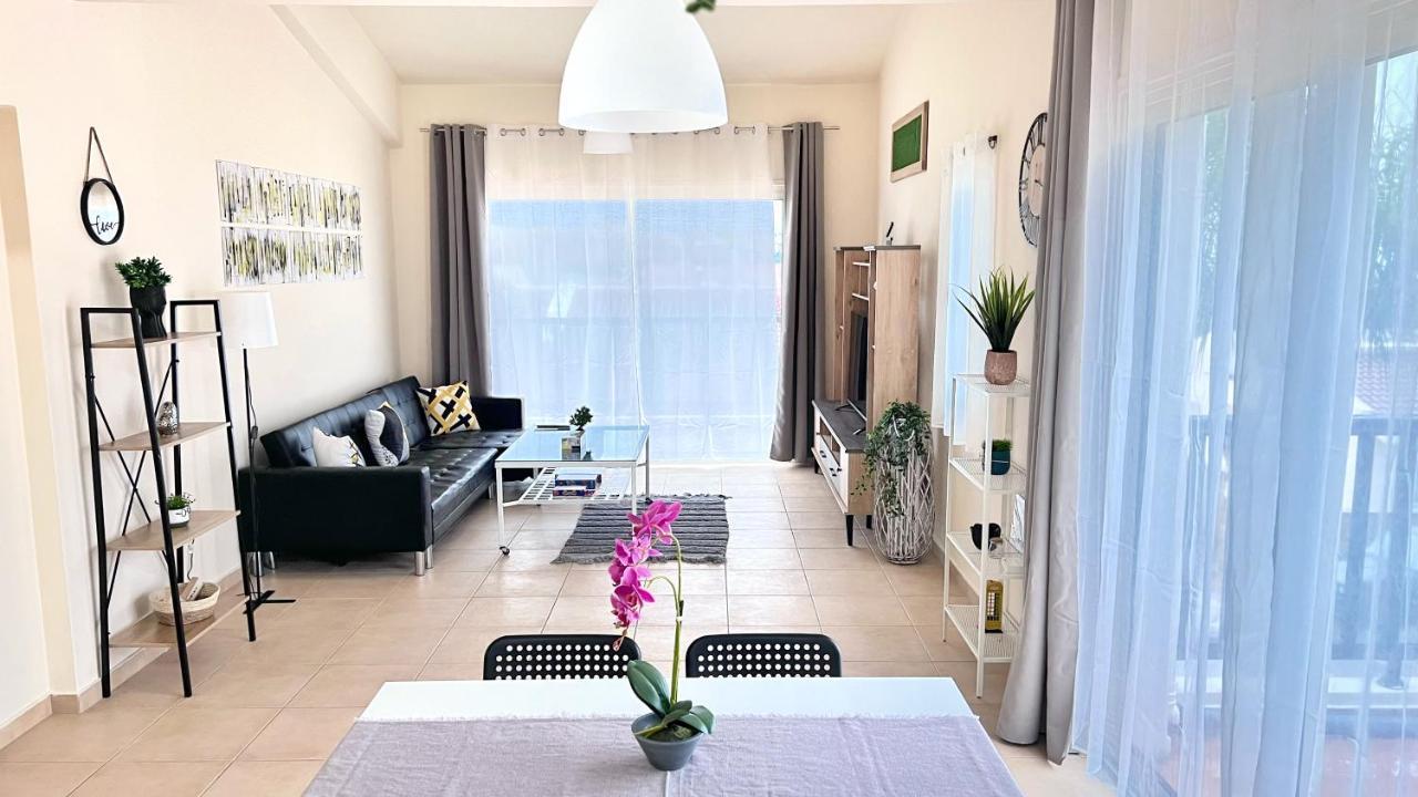 Melanos Sea View Apartment Paphos Exterior foto